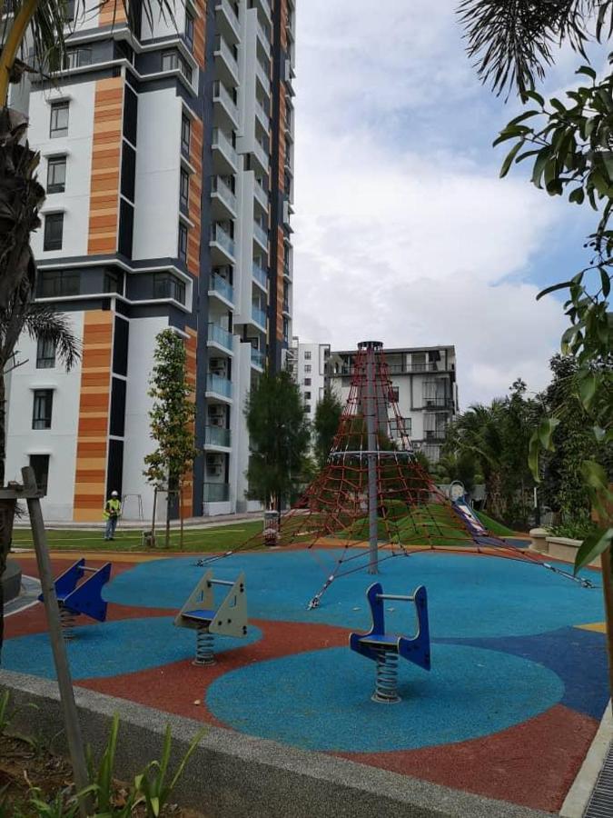 Timurbay Studio Apartment Facing Beautiful Beach كوانتان المظهر الخارجي الصورة